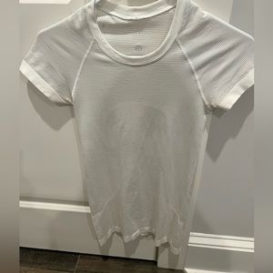 Lululemon Swiftly Tech